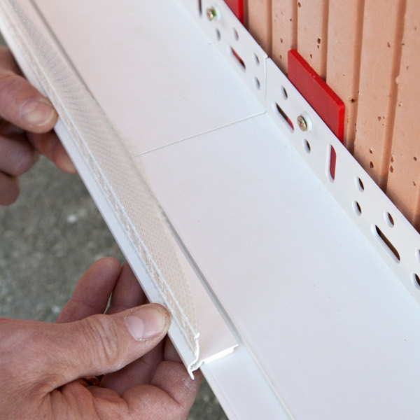 Ausgleichstücke - Sockelschienen - Produkte - Fassaden Dämmen - Baumit