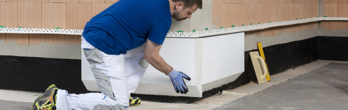 Sockeld&auml;mmung bzw. Perimeterd&auml;mmung am Sockel oder Keller au&szlig;en ankleben