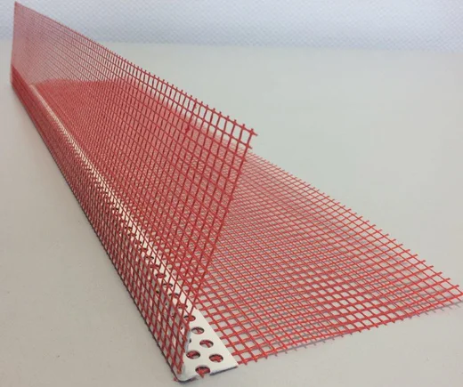 Baumit-Anputzleiste mit rotem Gewebe für die perfekte Verarbeitung von Kanten und Abschlüssen an Fassaden und Innenräumen.